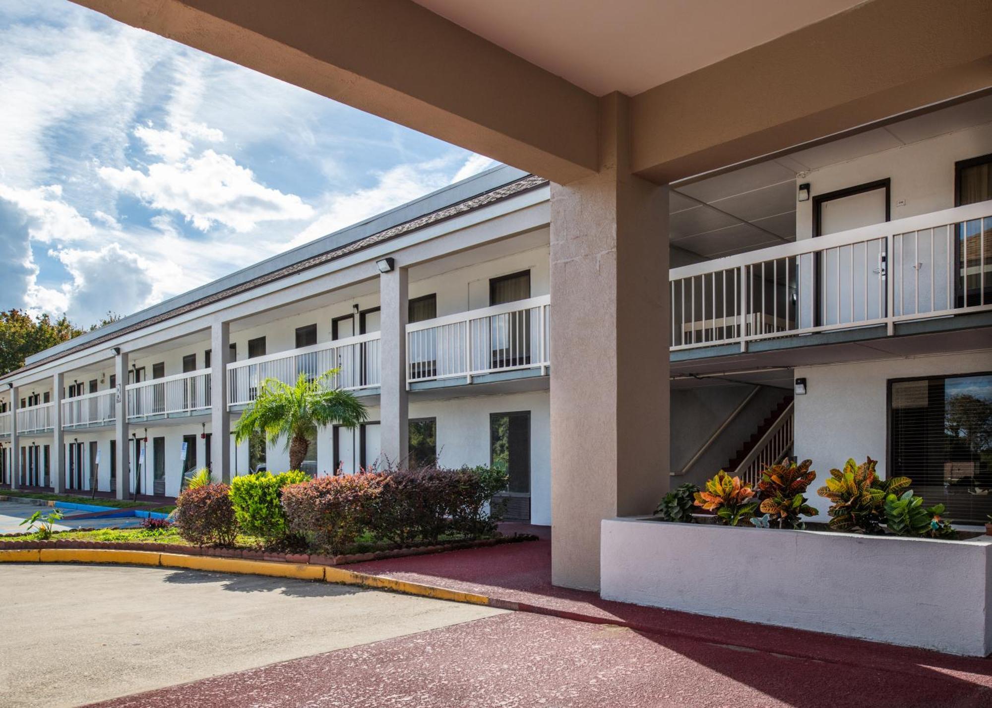 Quality Inn Kingsland Luaran gambar